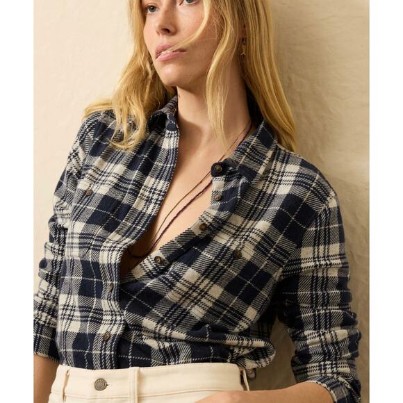 Faherty Legend Sweater Shirt in black Plaid - Picture 1 of 4